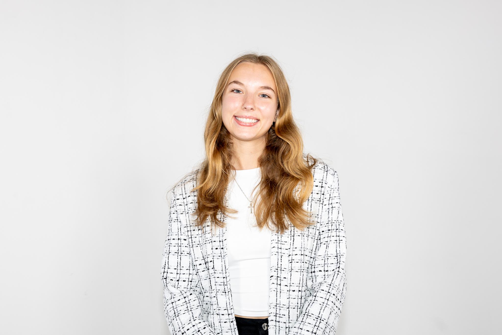 Karlyn Headshot